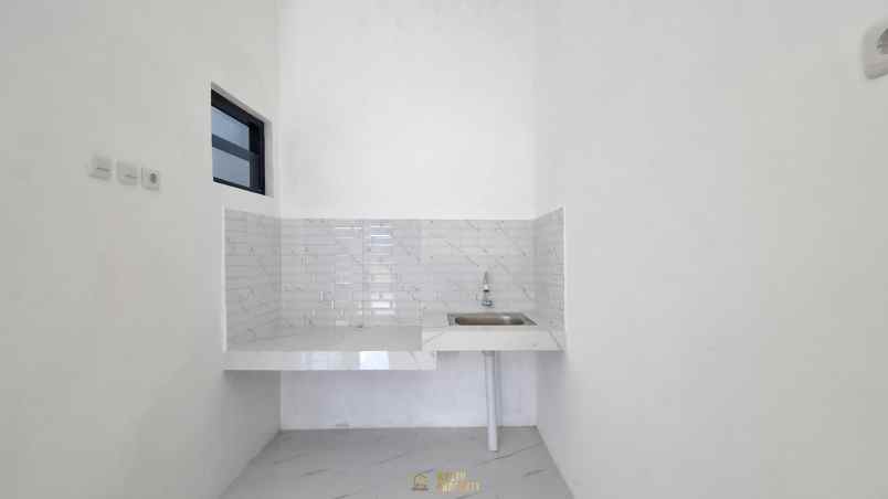 rumah paling murah 6 menit ke rs dr hardjolukito