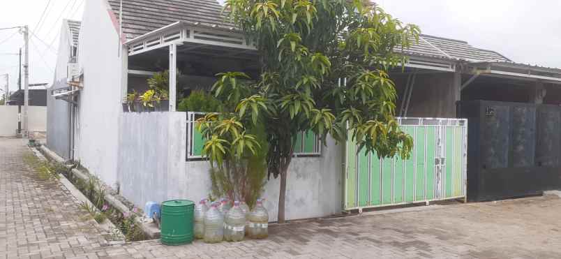 rumah perum siap huni dan strategis