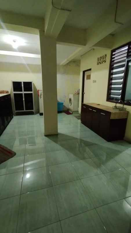 rumah rasamala banyumanik semarang