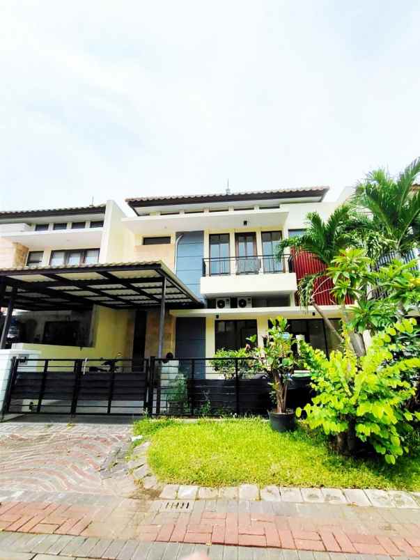 rumah san antonio pakuwon city minimalis