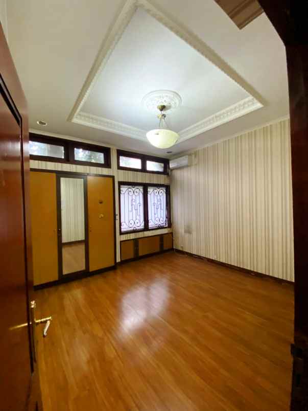 rumah sayap dago hook dekat itb kota bandung siap huni