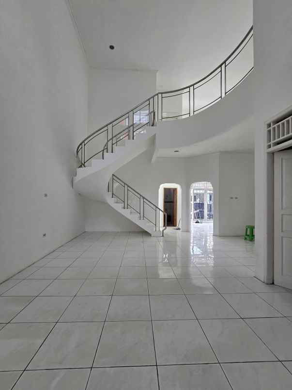 rumah second layak huni di pulo asem rawamangun jaktim