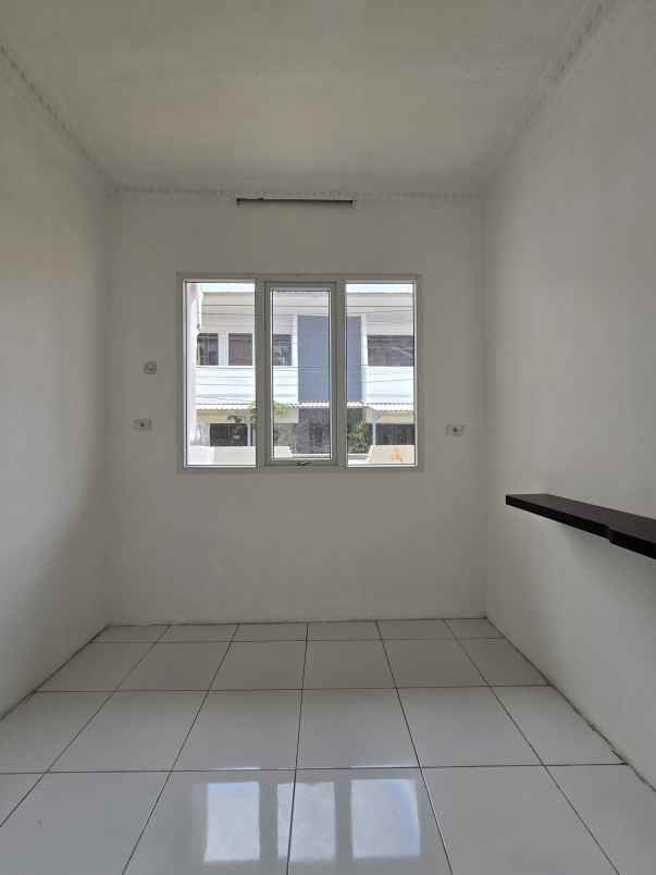 rumah second layak huni di pulo asem rawamangun jaktim