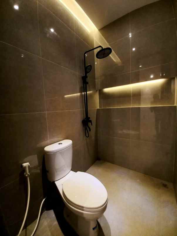 rumah siap huni dalam cluster di jalan kaliurang km 10