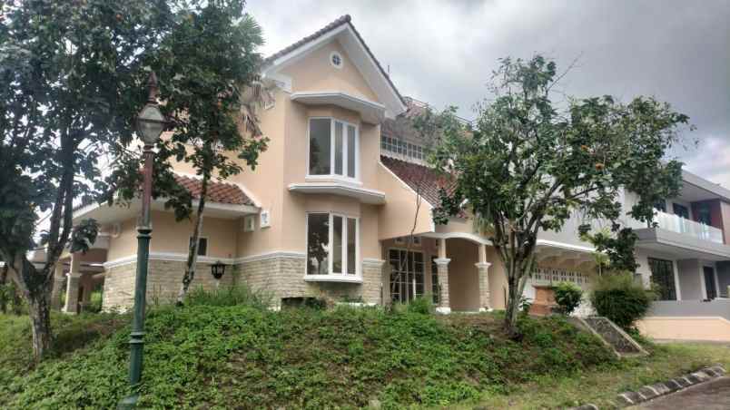 rumah siap huni dalam perumahan di jl kaliurang km 9 5