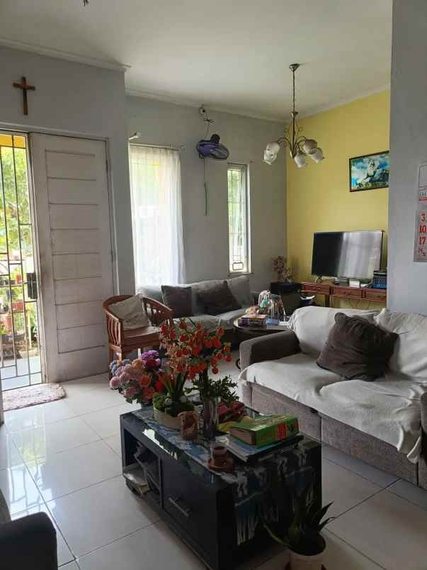 rumah siap huni di metland menteng jakarta timur