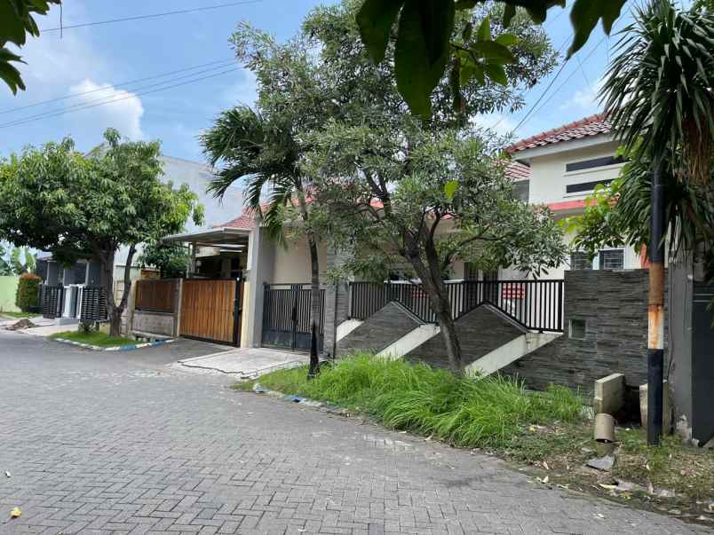 rumah siap huni lokasi deltasari waru sidoarjo