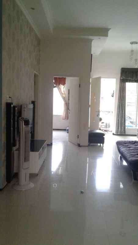 rumah siap huni lokasi deltasari waru sidoarjo