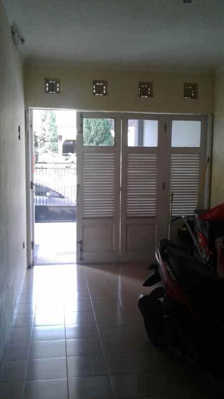 rumah siap huni lokasi deltasari waru sidoarjo