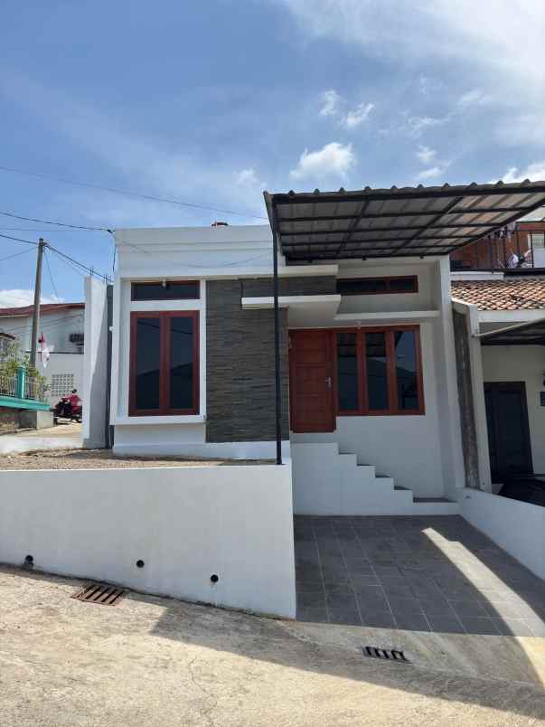 rumah siap huni sebelah manglayang regency