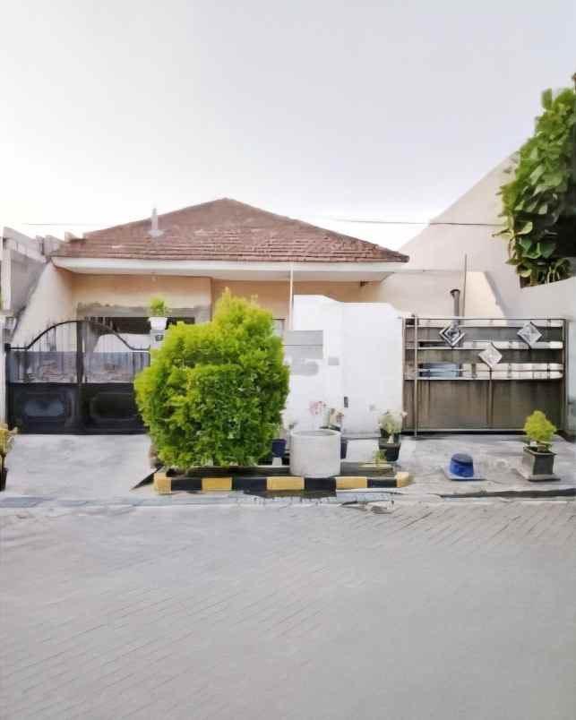 rumah sidotopo wetan indah strategis row jalan 2 mobil