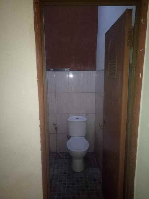 rumah startegis jalan 2 mobil dekat grand depok city