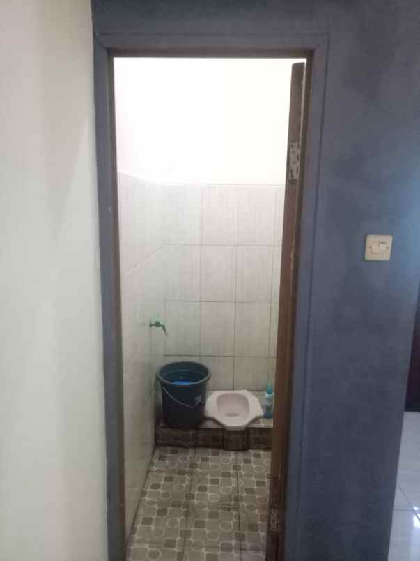 rumah startegis jalan 2 mobil dekat grand depok city