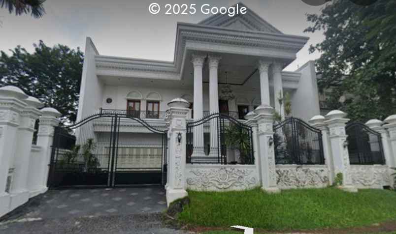 rumah super mewah dan strategis di raya golf citraland