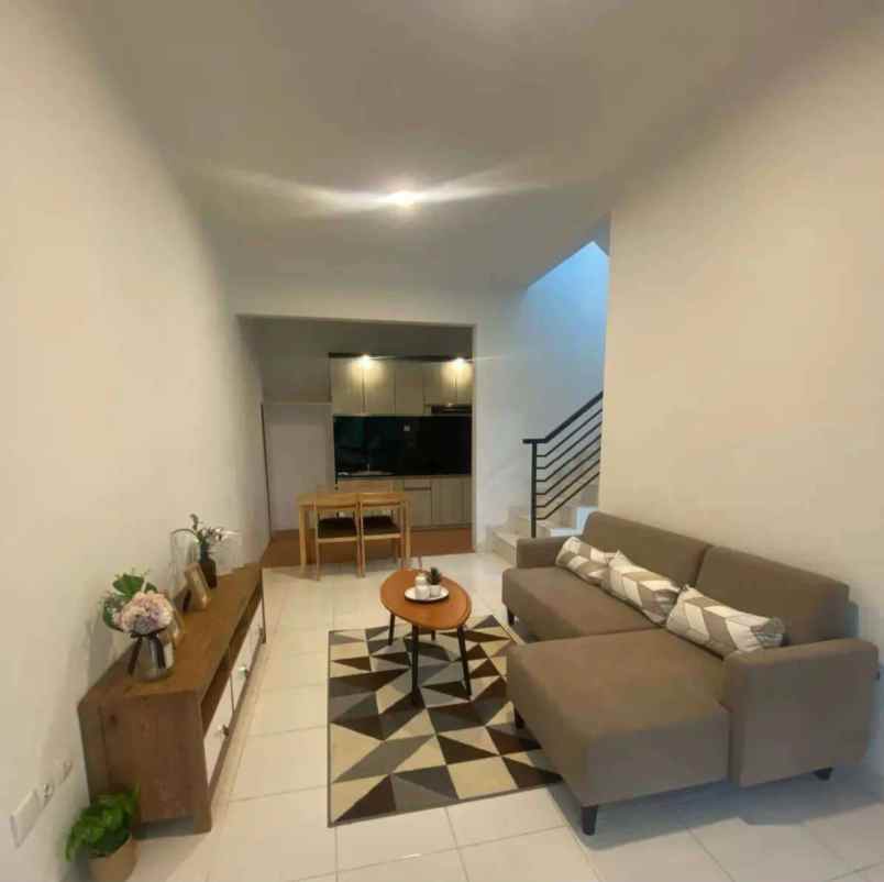 rumah terawat siap huni di cendana residence pamulang