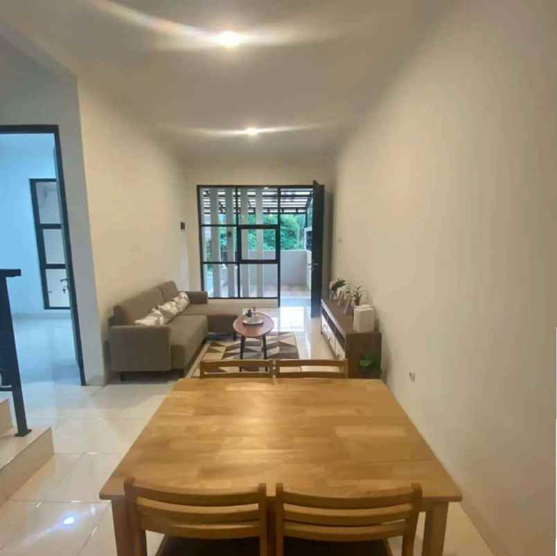 rumah terawat siap huni di cendana residence pamulang