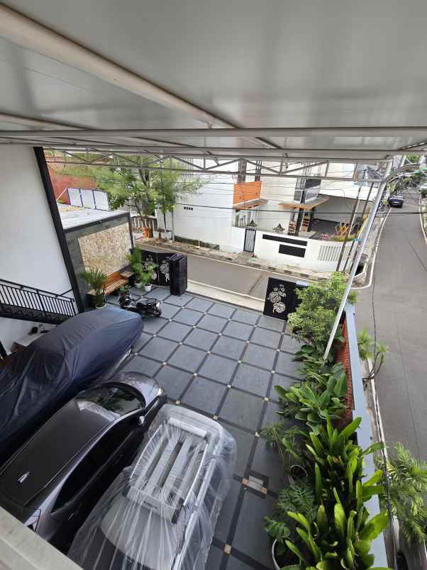 rumah tumbuh posisi hook dalam komplek di duren sawit