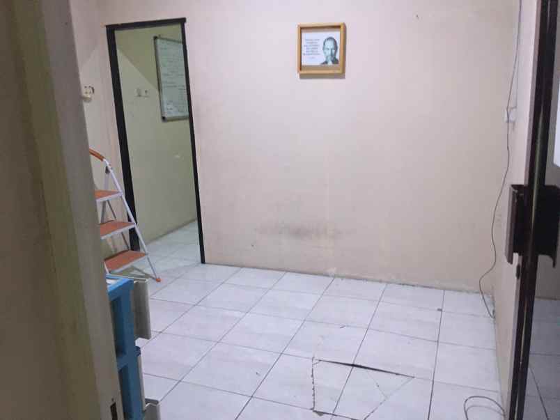 rumah usaha gudang area tenggilis kendangsari prapen