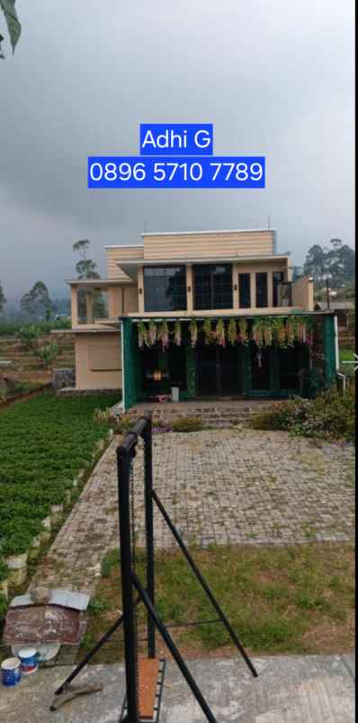rumah villa ciwidey kebun stroberi