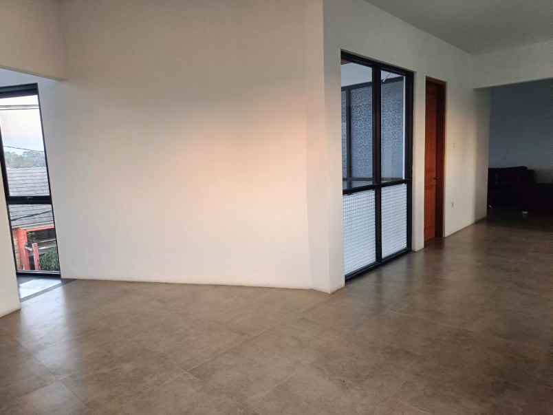 rumah villa dekat rsud kota malang