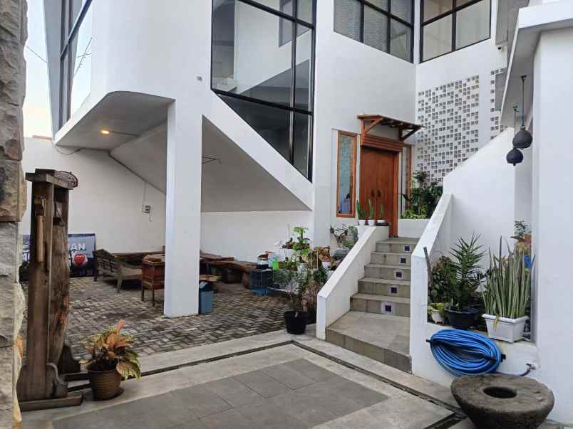 rumah villa dekat rsud kota malang