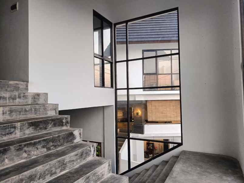 rumah villa dekat rsud kota malang