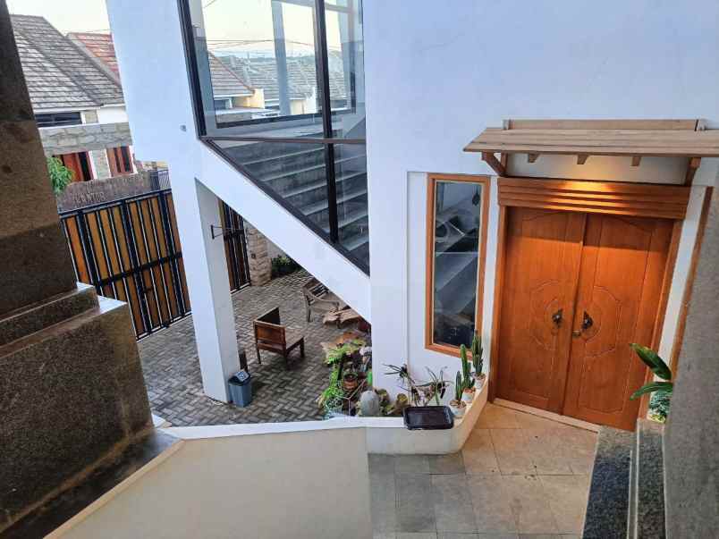 rumah villa dekat rsud kota malang