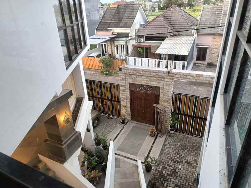 rumah villa dekat rsud kota malang