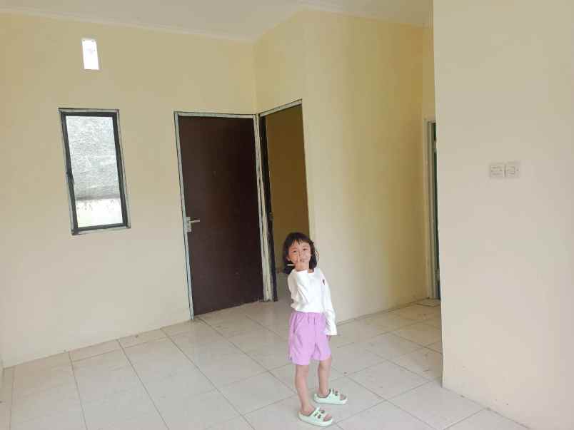 take over rumah kpr grand sutera lewuiliang