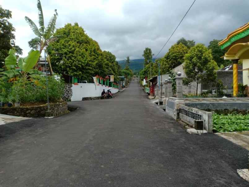 tanah barat pasar kemuning