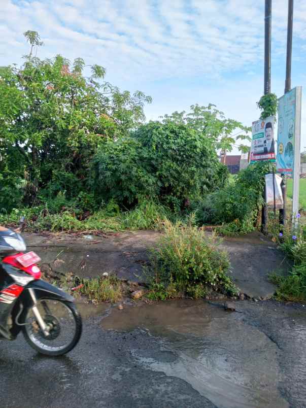 tanah d jual setrategis pingir jalan