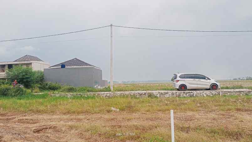 tanah dekat jakarta utara dan jakarta timur