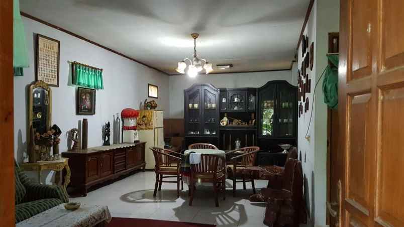 tanah luas 2000m bonus rumah duren seribu depok