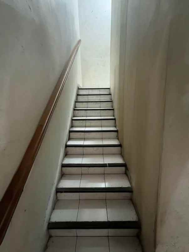 termurah ruko raya ngaglik paling murah surabaya pusat