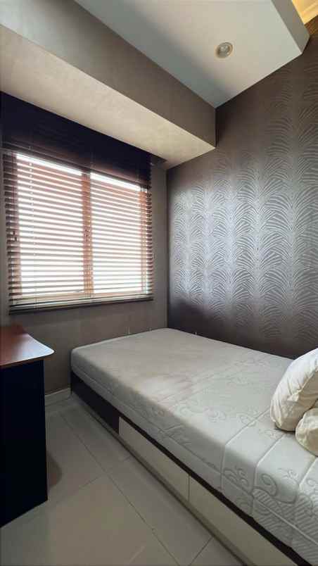 waterplace residence penthouse tower c lantai 33 nego