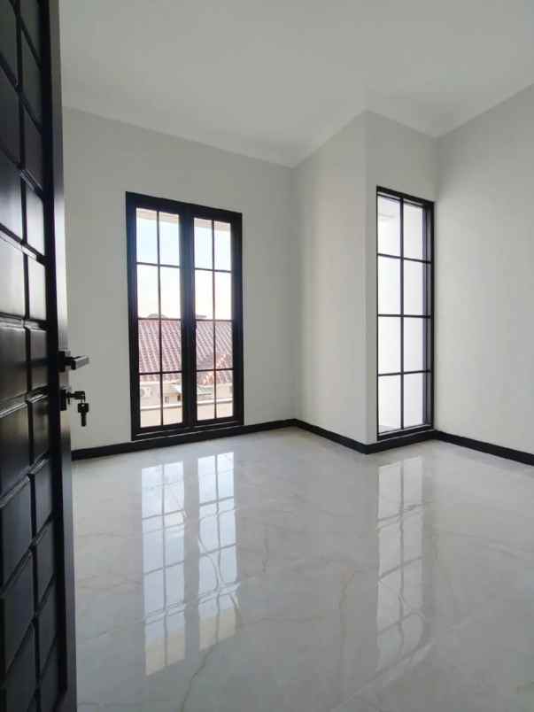 brand new house modern classic dalam cluster