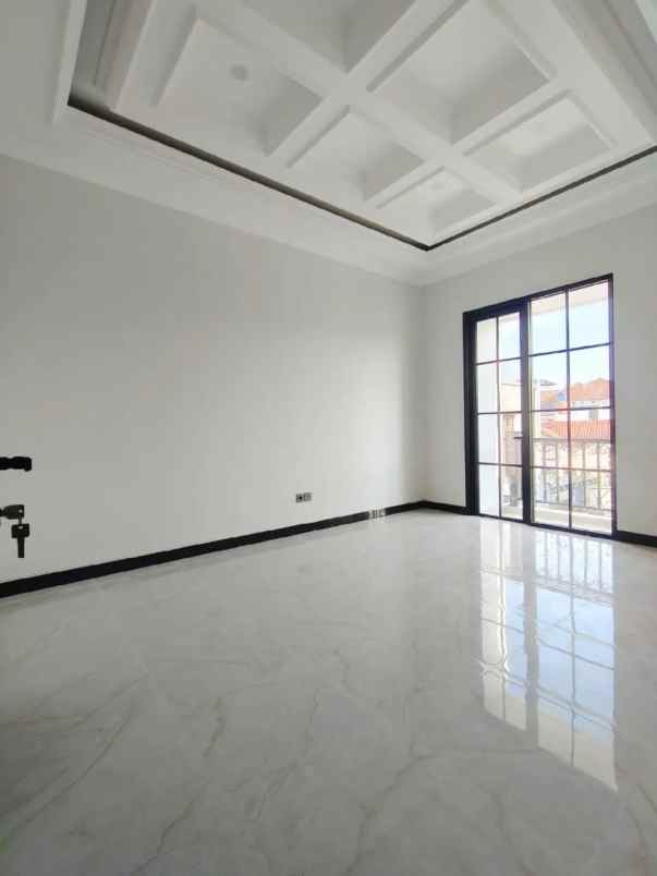 brand new house modern classic dalam cluster