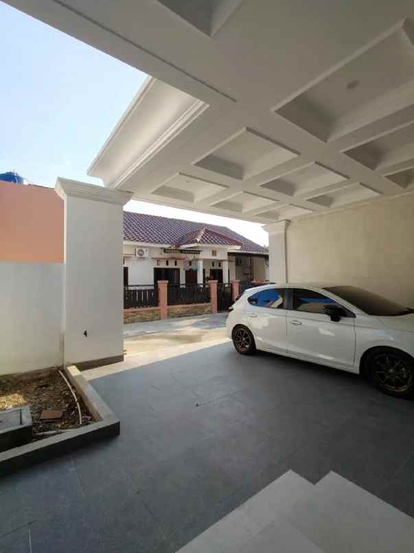 brand new house modern classic dalam cluster