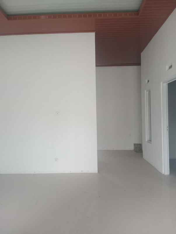 dekat kota nyaman ekonomis