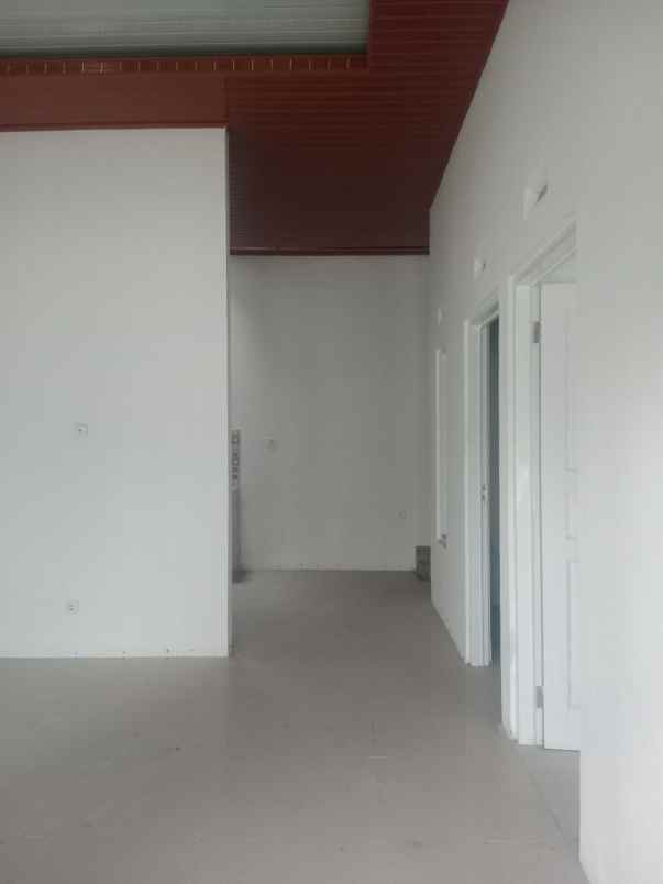 dekat kota nyaman ekonomis