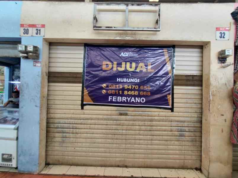 dijual 2 unit kios di pasar segar paal manado