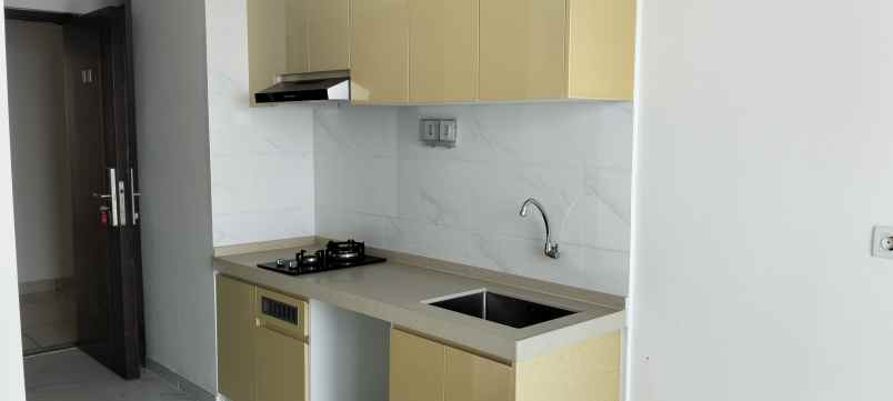 dijual apartemen jl bsd raya utama cbd