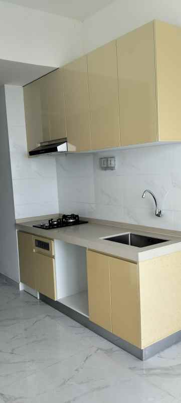 dijual apartemen jl bsd raya utama cbd