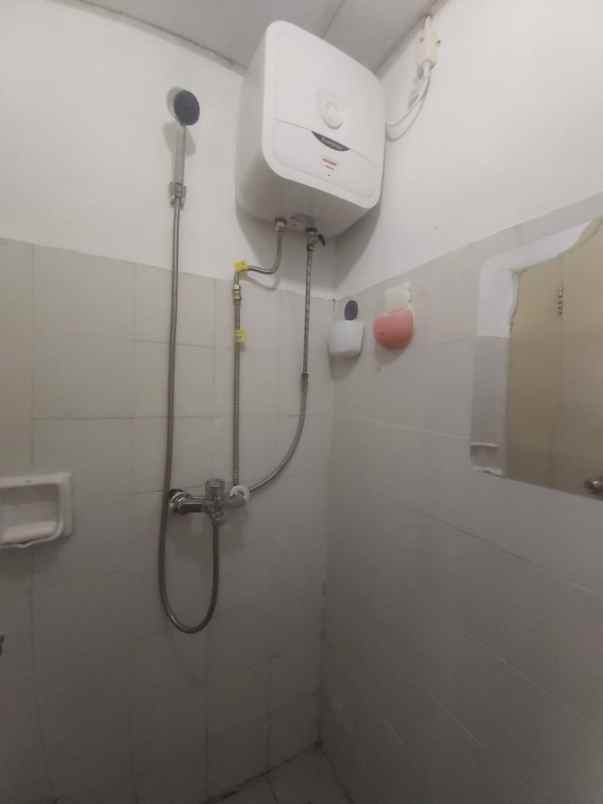 dijual apartemen modernland tangerang banten