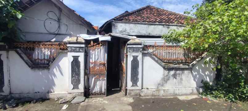 dijual bangunan hitung tanah