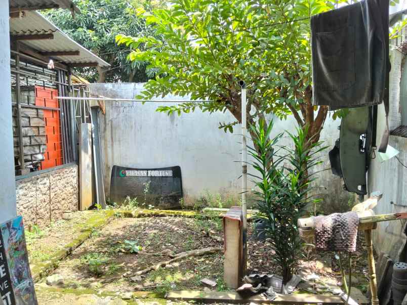 dijual cepat perum jatijajar tapos depok jawa barat