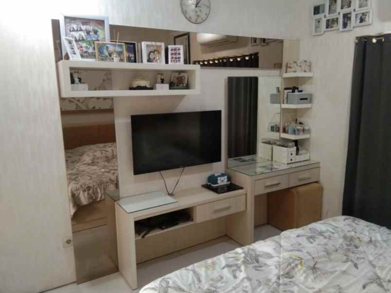 dijual cepat rumah topaz pokcan 2 lantai shm 1 4m nett