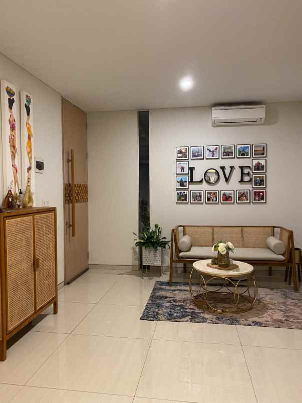 dijual cepat townhouse jagakarsa jakarta selatan