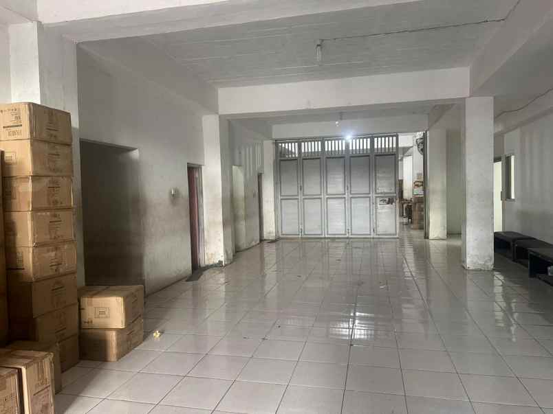 dijual gudang di jl kokrosono semarang