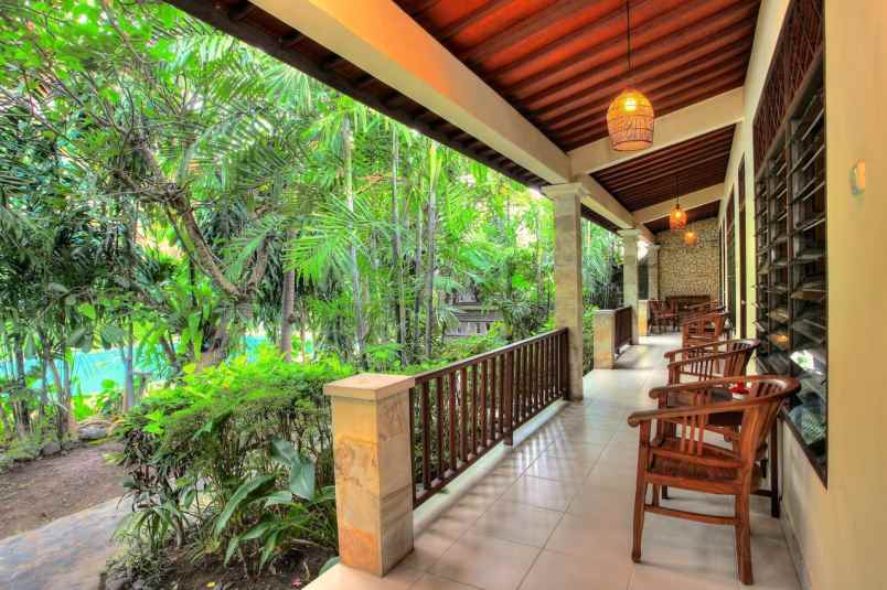 dijual hotel jalan camplung tanduk